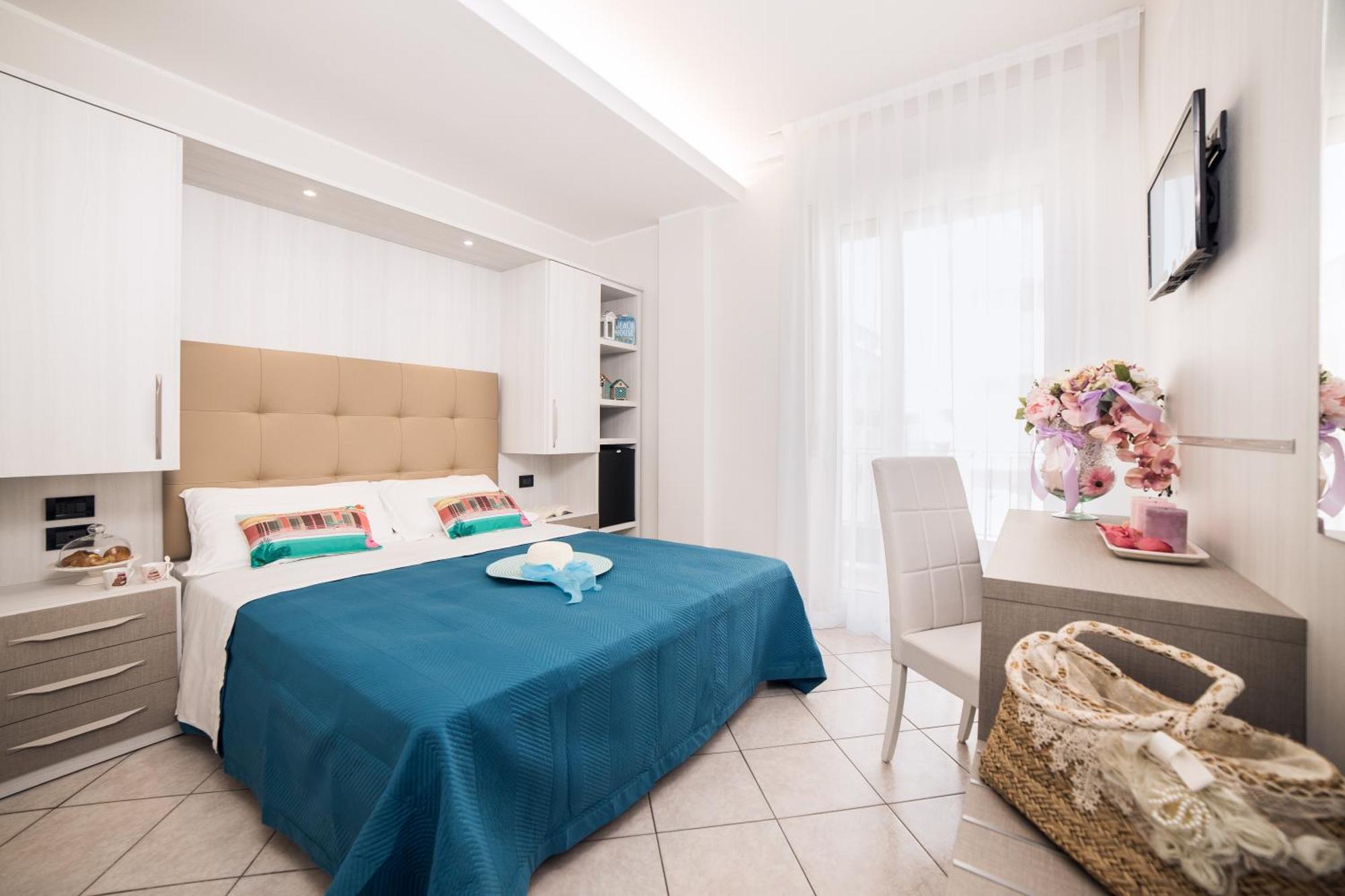 Viva Beach Hotel Rimini Exterior foto